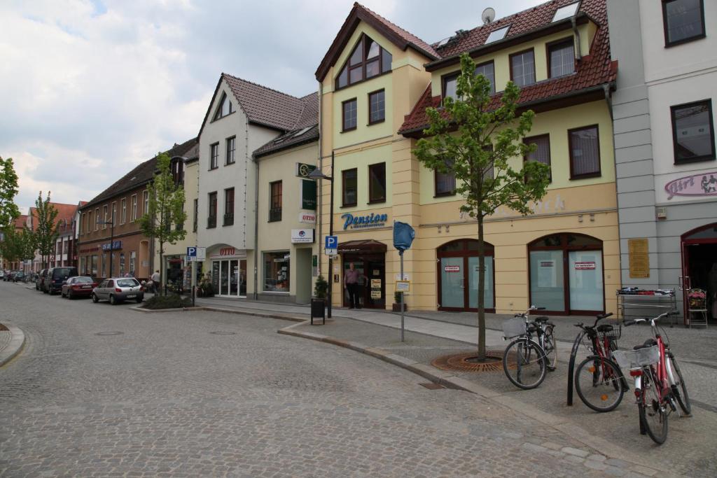 Pension Am Markt Lübben Exterior foto